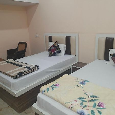 The Orchid Villa Homestay - Walkable Distance From Taj Mahal Agra  Exterior foto