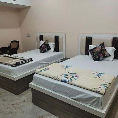 The Orchid Villa Homestay - Walkable Distance From Taj Mahal Agra  Exterior foto