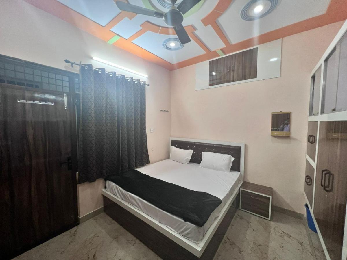 The Orchid Villa Homestay - Walkable Distance From Taj Mahal Agra  Exterior foto
