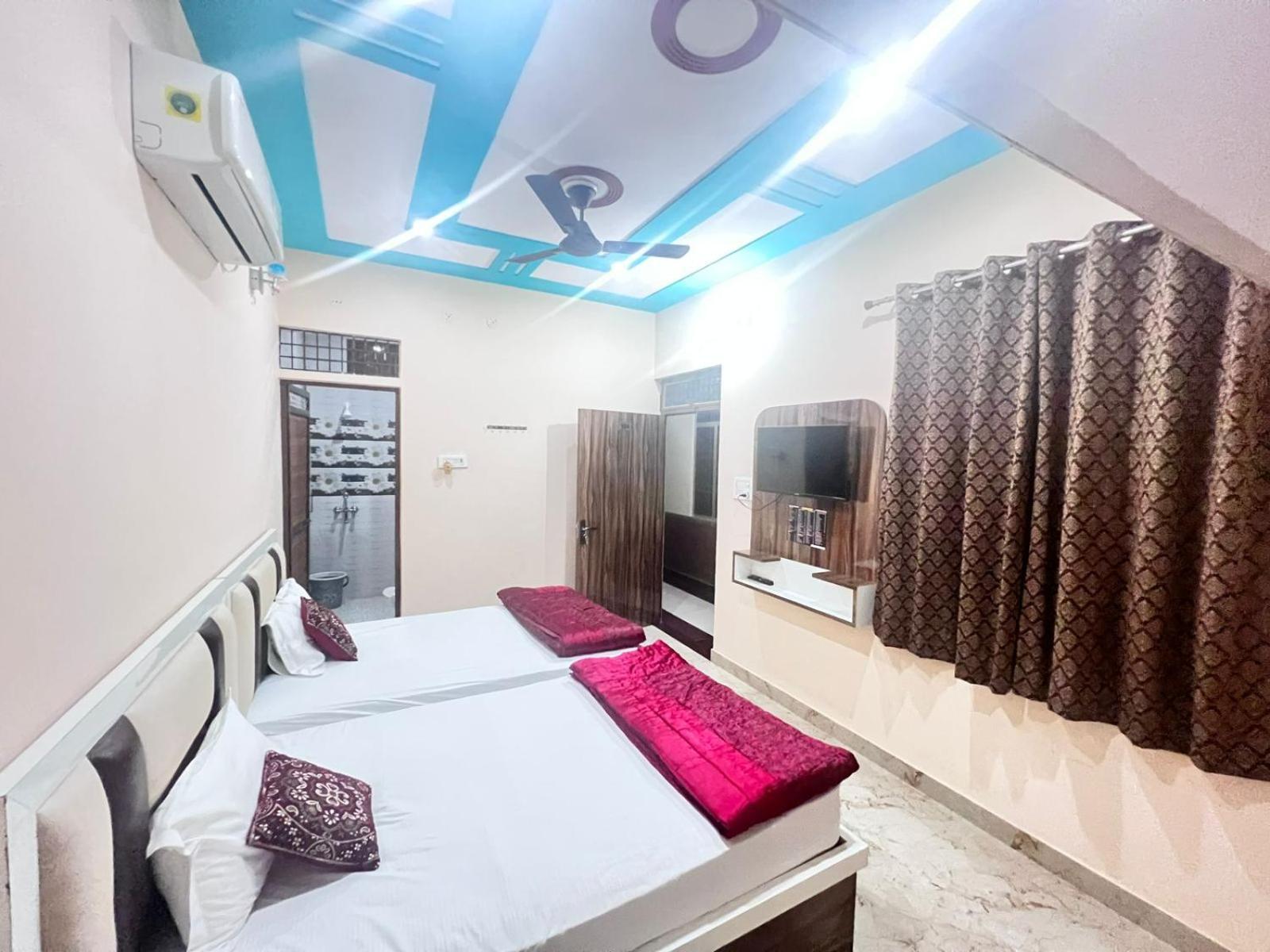 The Orchid Villa Homestay - Walkable Distance From Taj Mahal Agra  Exterior foto