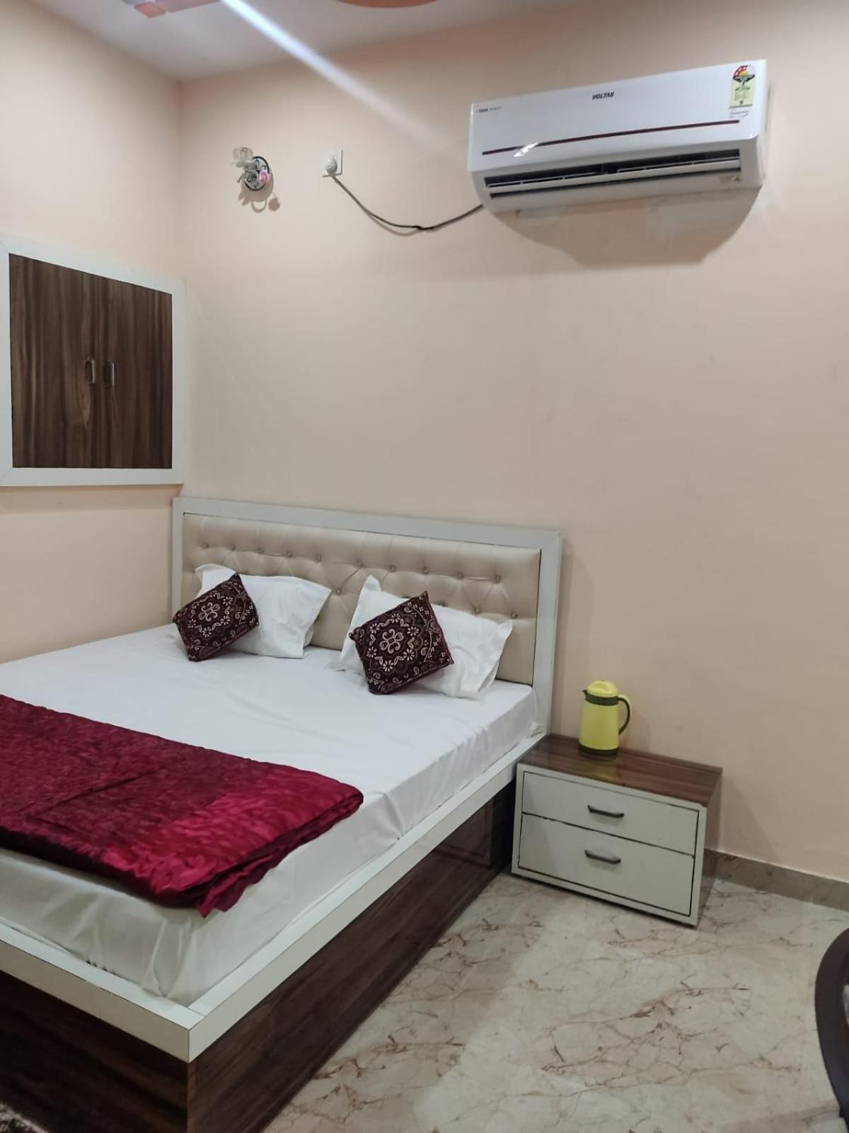 The Orchid Villa Homestay - Walkable Distance From Taj Mahal Agra  Exterior foto