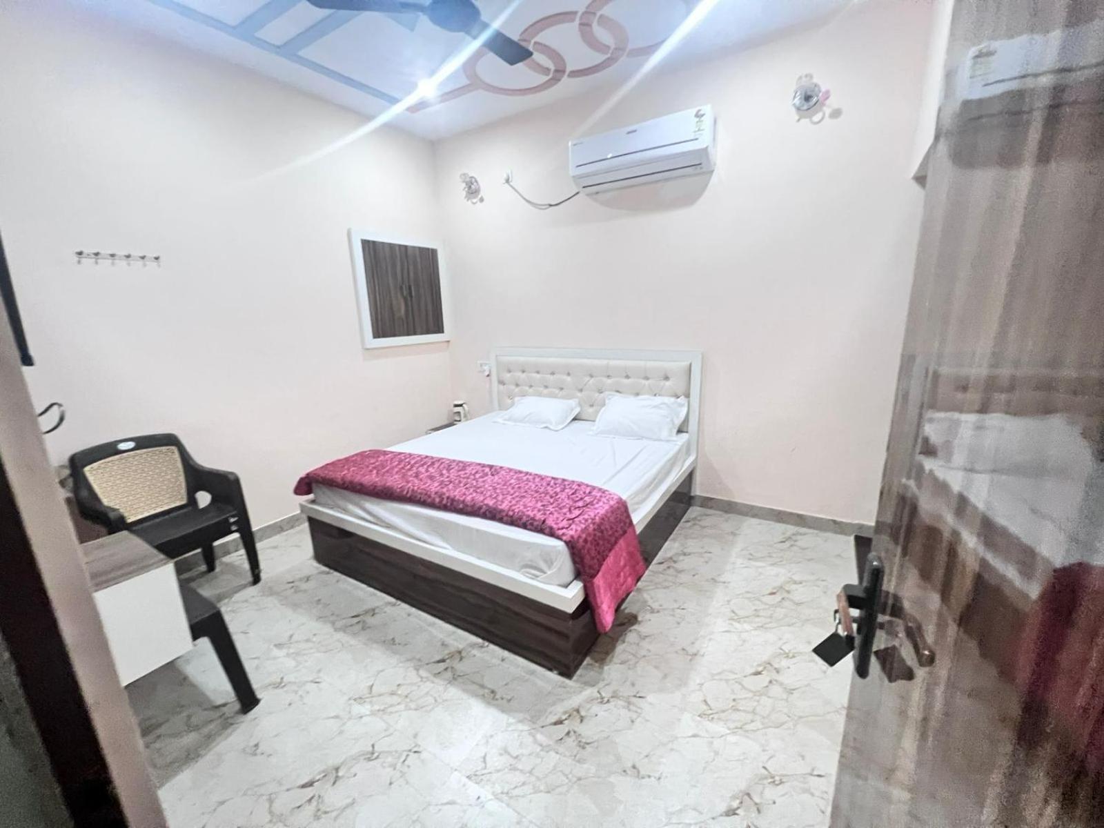The Orchid Villa Homestay - Walkable Distance From Taj Mahal Agra  Exterior foto