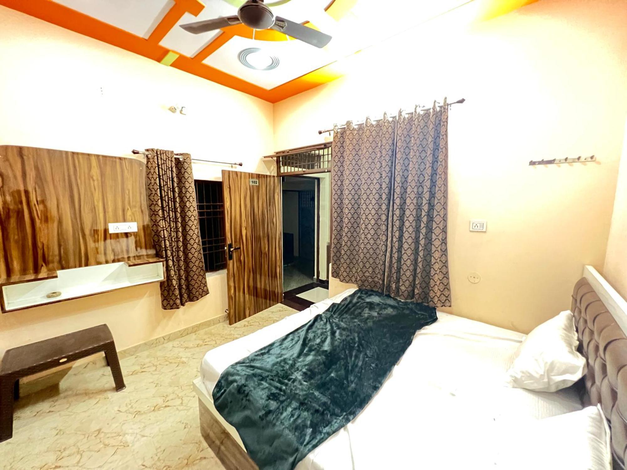 The Orchid Villa Homestay - Walkable Distance From Taj Mahal Agra  Exterior foto
